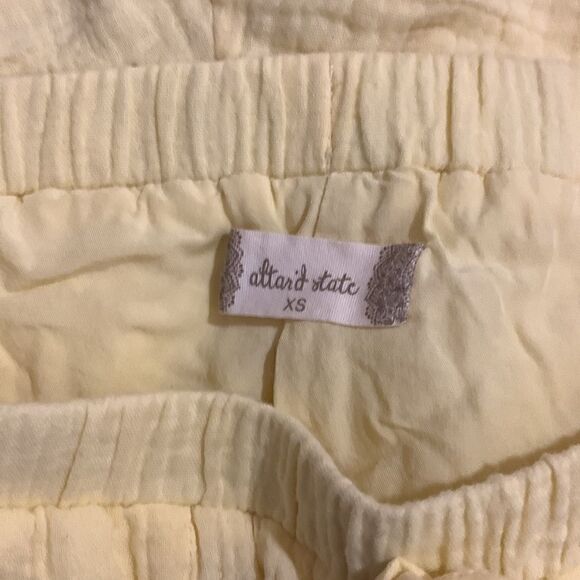 EUC Altar’d state yellow shorts! Size XS - Picture 3 of 3